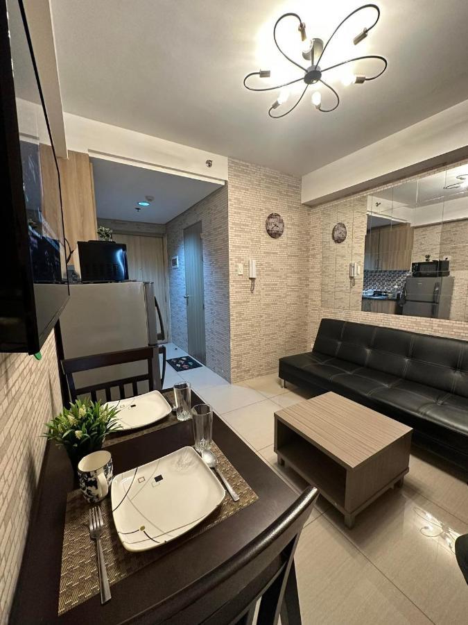 Sabina'S One Bedroom Condo At Shore Tower C Manila Kültér fotó